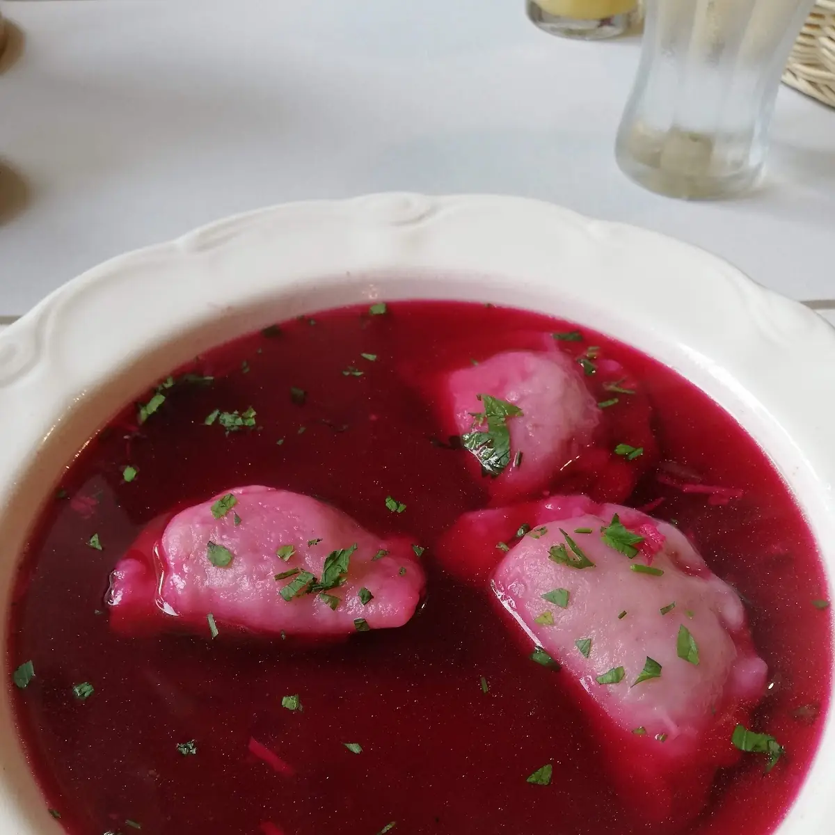 Barszczyk Z Pierogami Rote-rübensupe