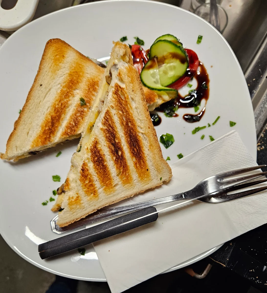 Gourmet Toast Cchicken