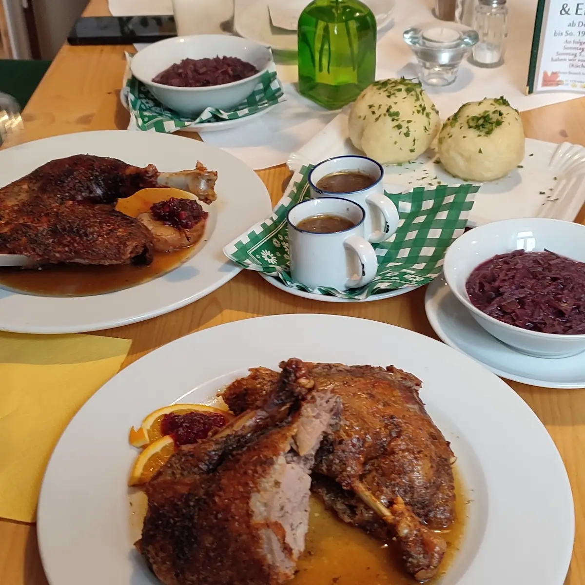 Ganslbraten Und Entenbraten