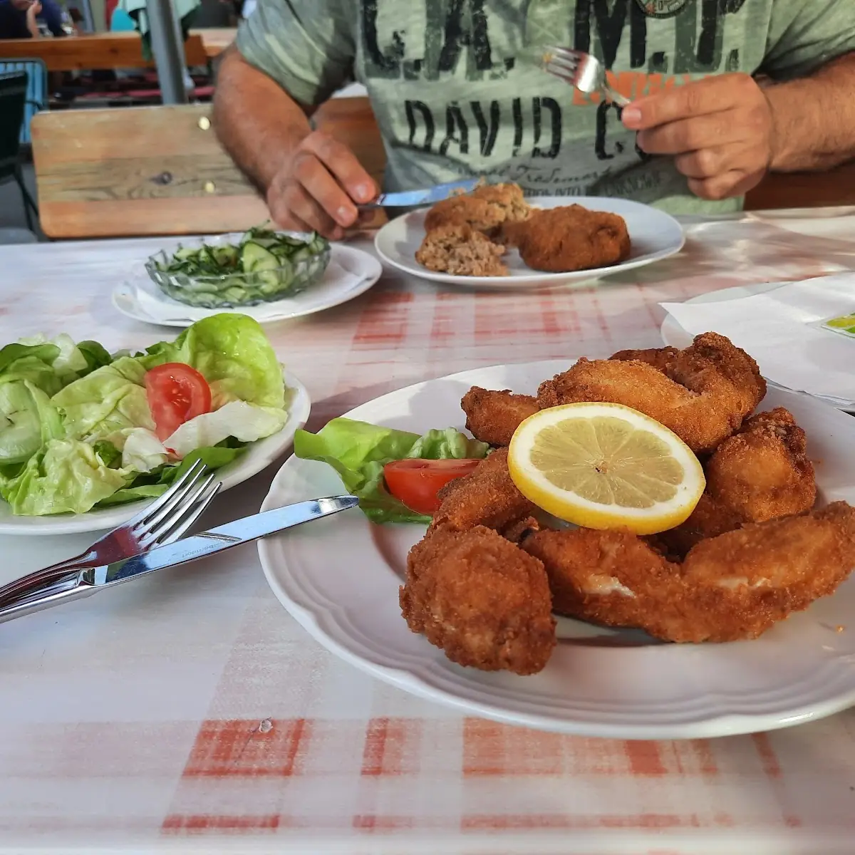 Gebackene Hühnerflügerl