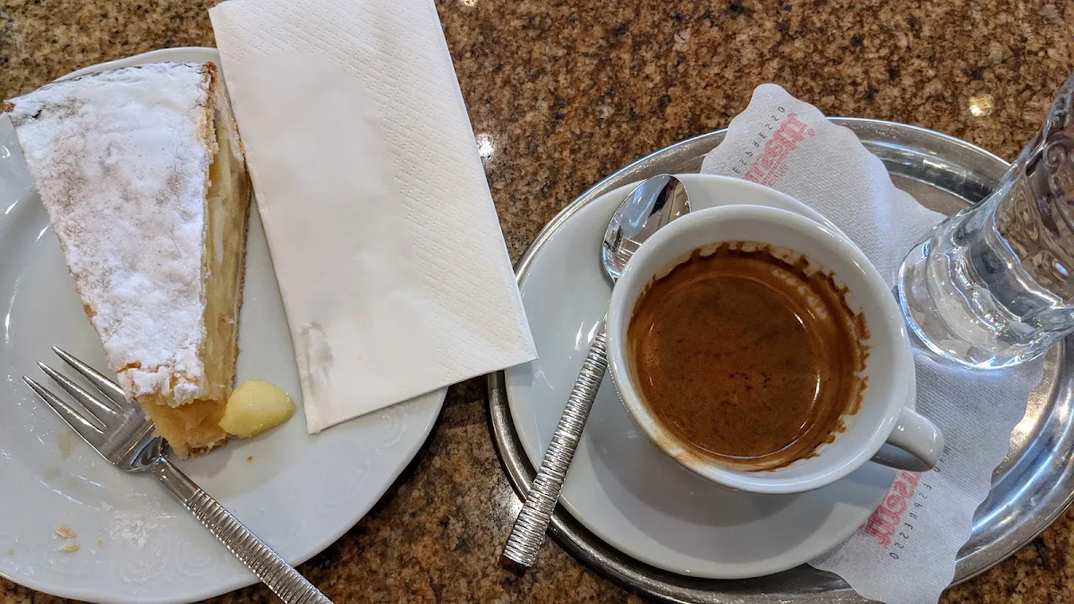 Apfelstrudel Mit Espresso