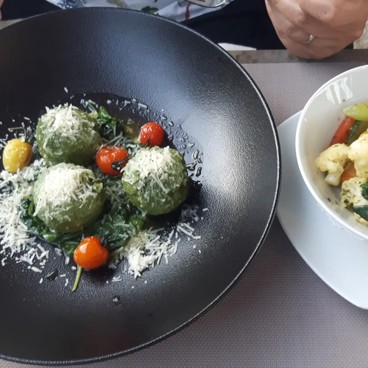 Spinatknödel Mit Gemüse