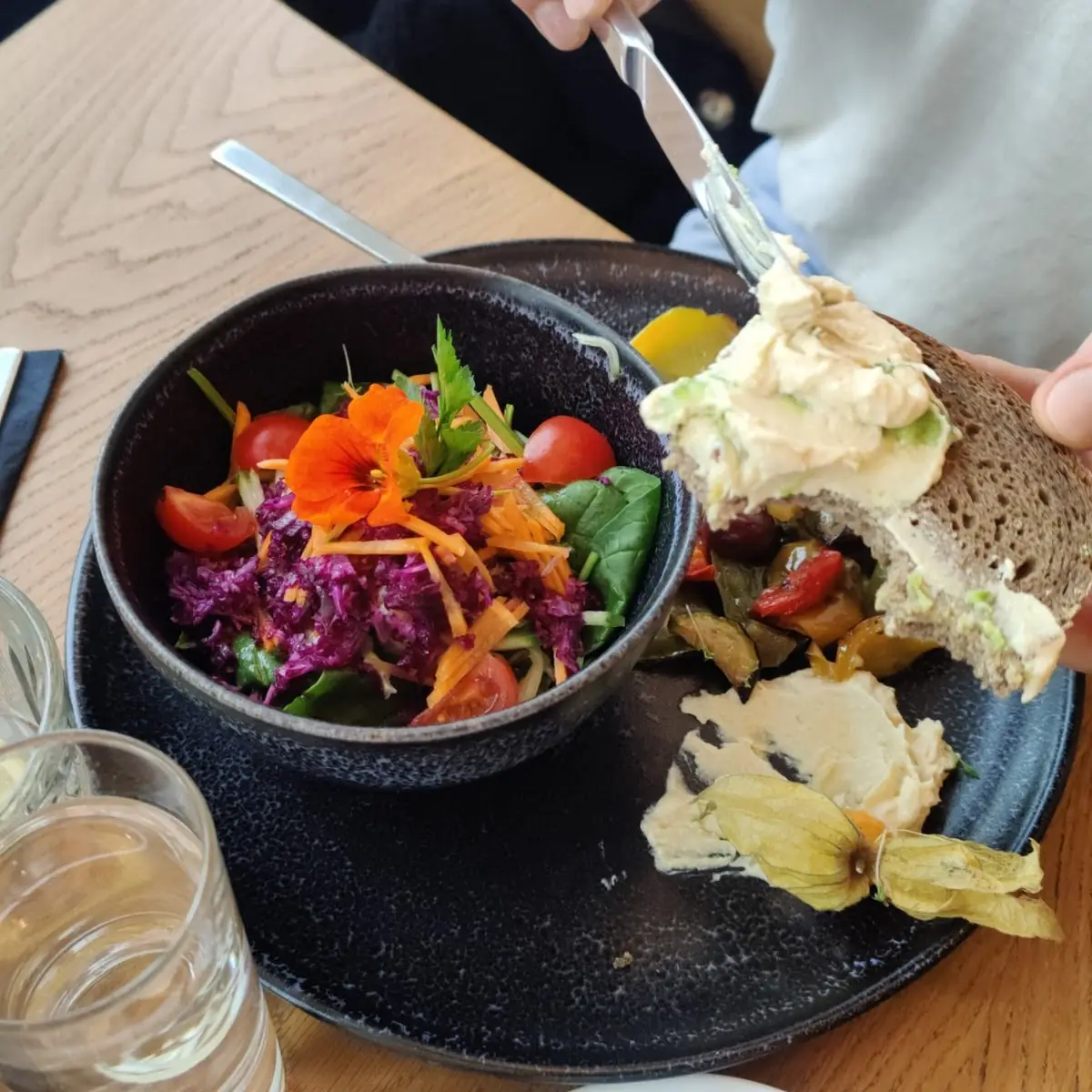 Vegan Teller