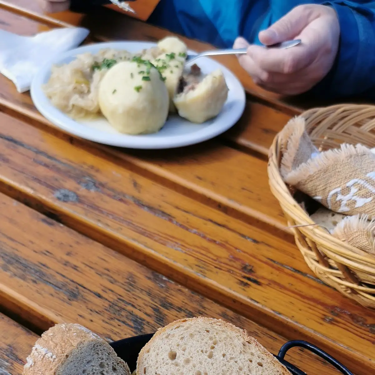 Eierspeise Fleisch- Und Grammelknödel