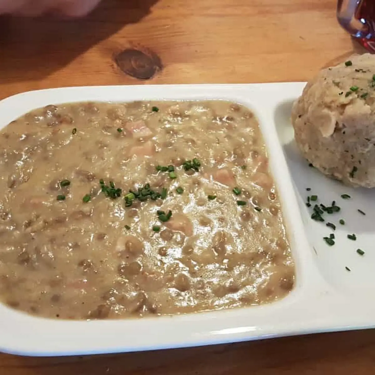 Specklinsen Mit Semmelknödel