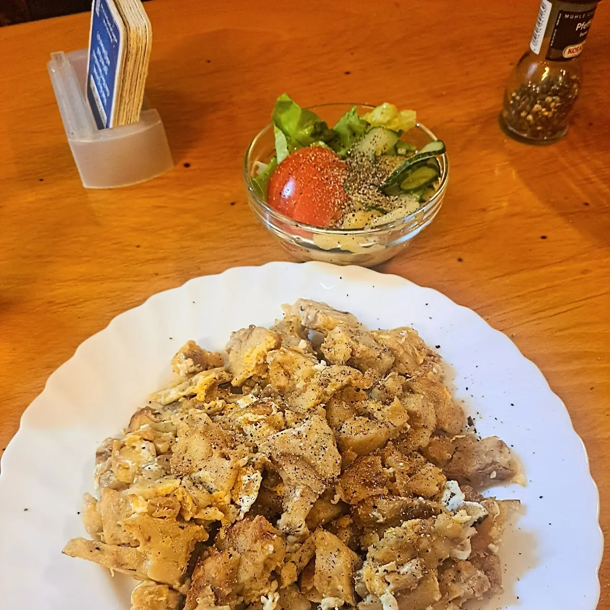 Geröstete Knödel Mit Ei