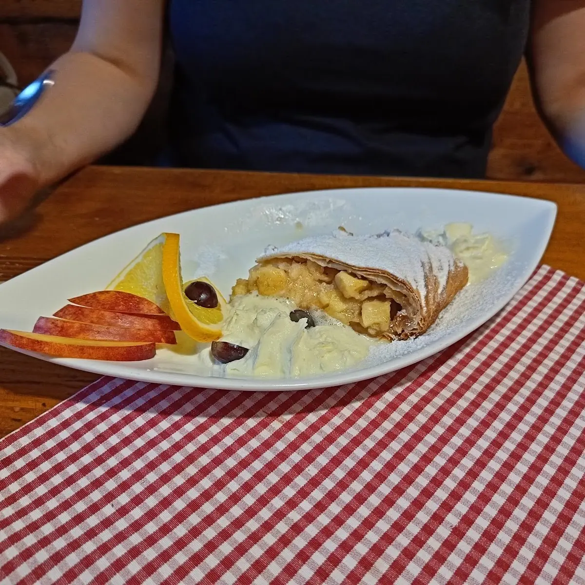 Apfelstrudel