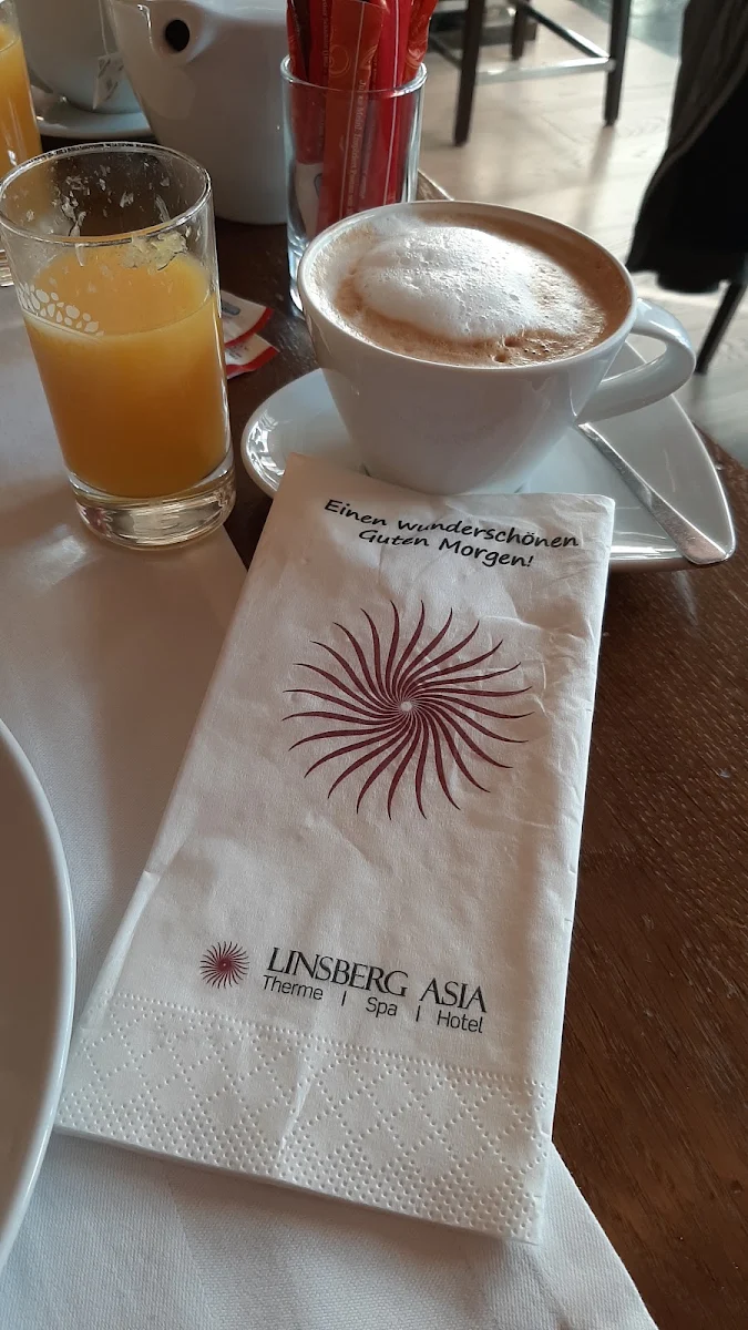 Cappuccino Orangensaft