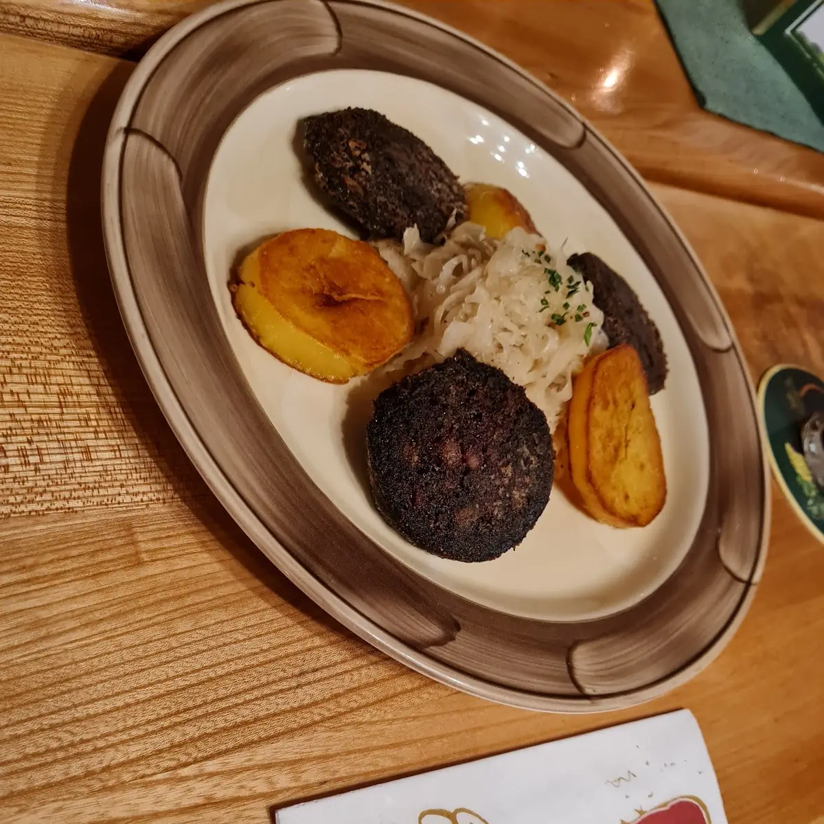 Blunzenradln Mit Sauerkraut