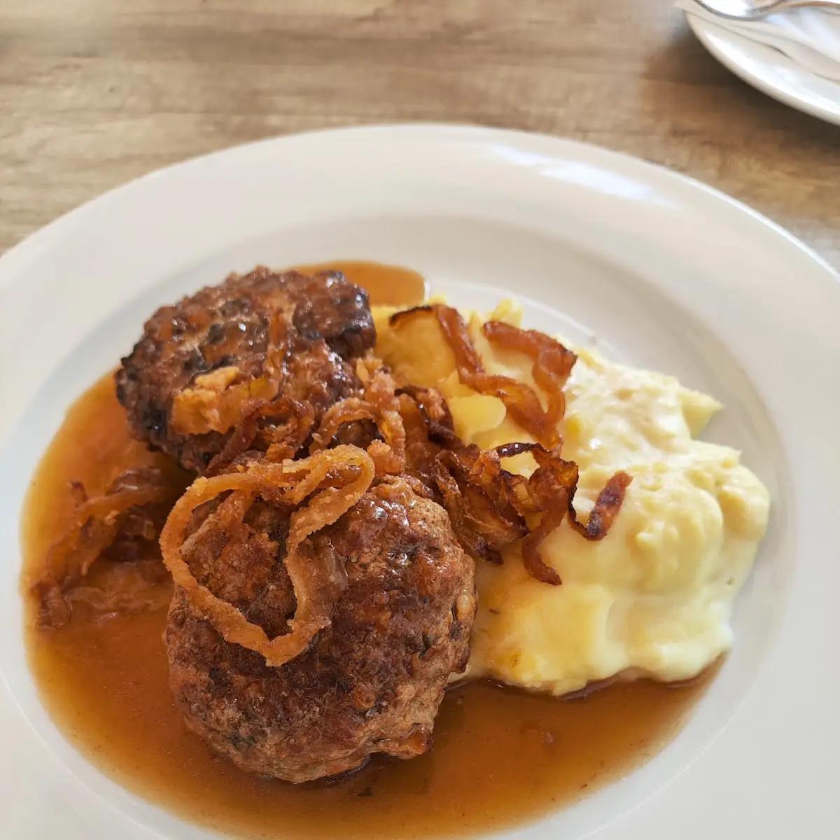 Faschierte Kalbsbutterschnitzel