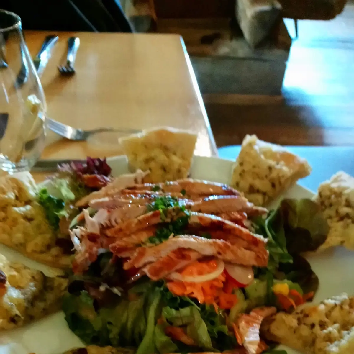Bauernsalat Und Grillteller