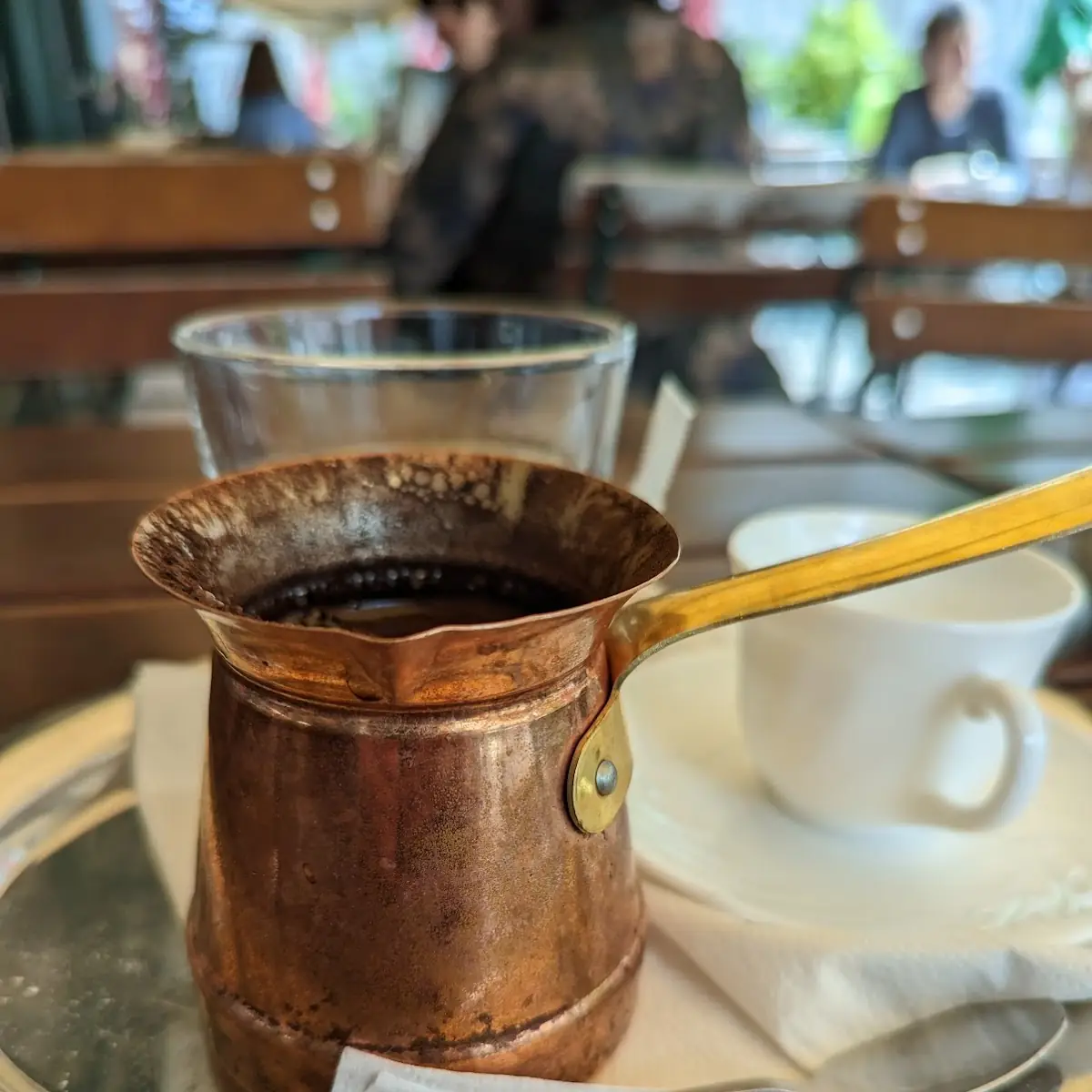 Arabischer Kaffee Mit Kardamom