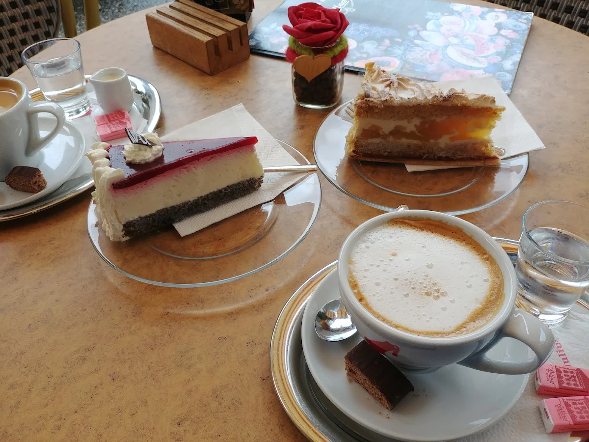 Schneewittchentorte Und Apfeltorte