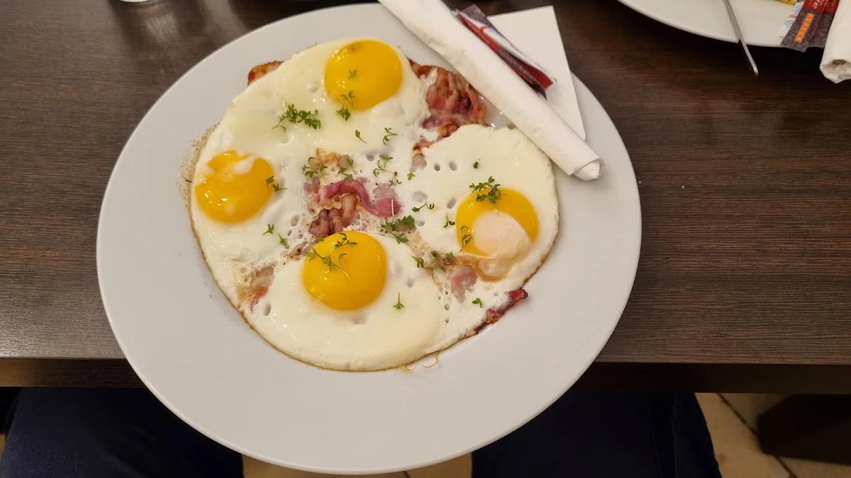 Bacon & Eggs