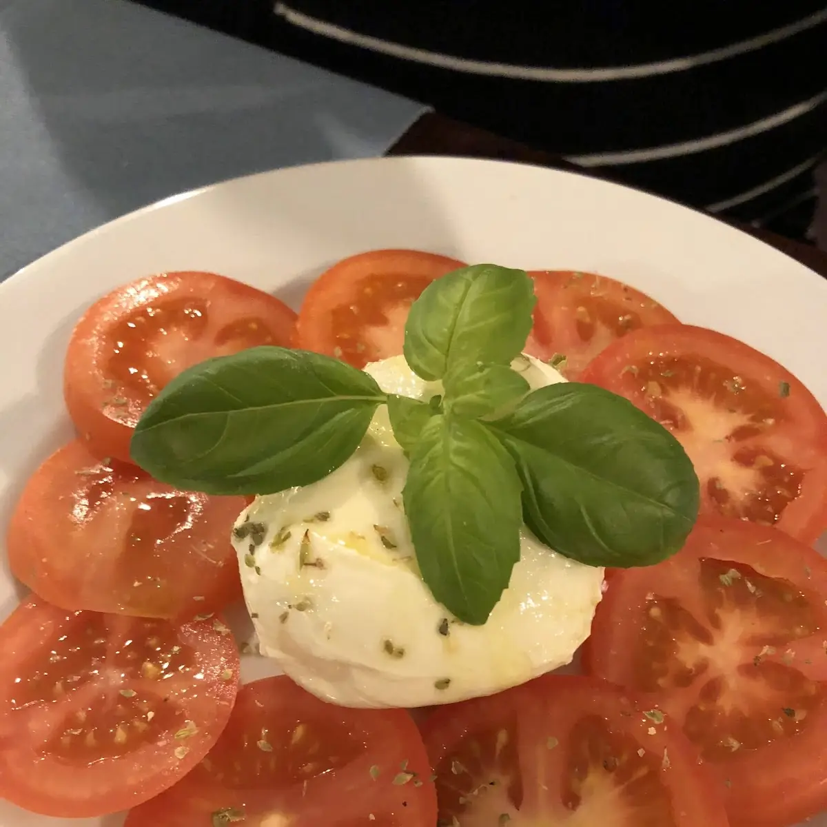 Kleines Insalata Caprese