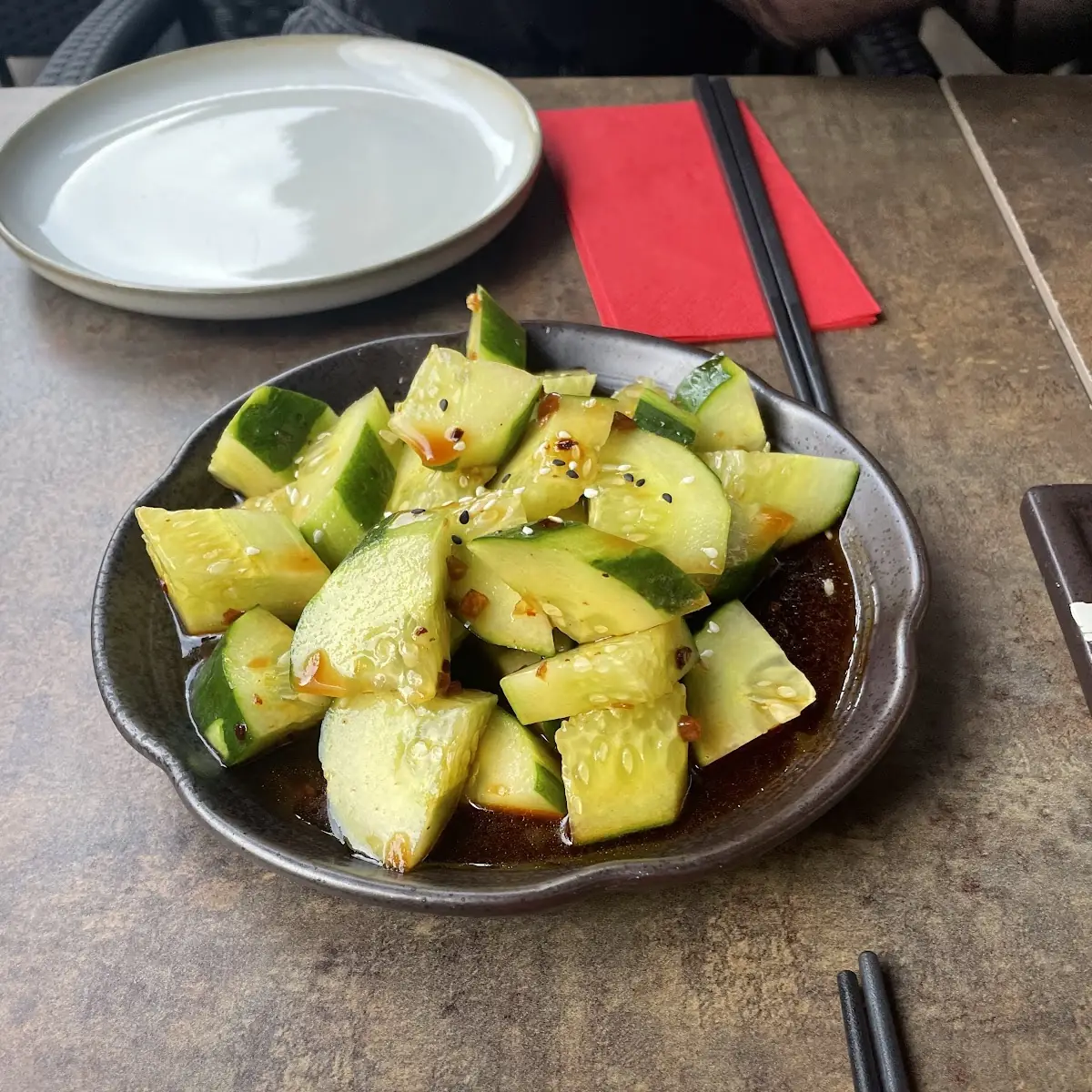 Gurkensalat, Aming Dim Sum Profi