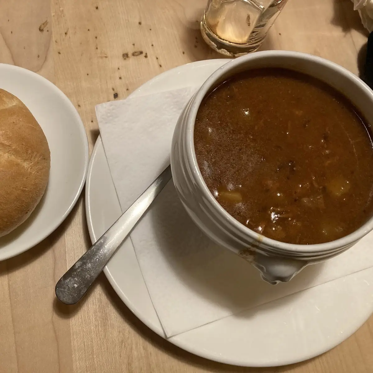 Ausgezeichnete Gulaschsuppe