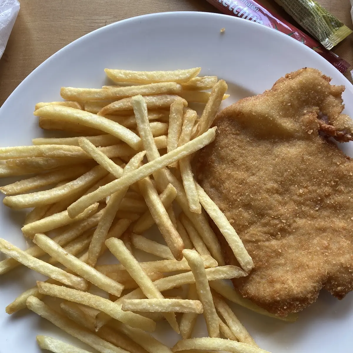 Kinderschnitzel Mit Pommes