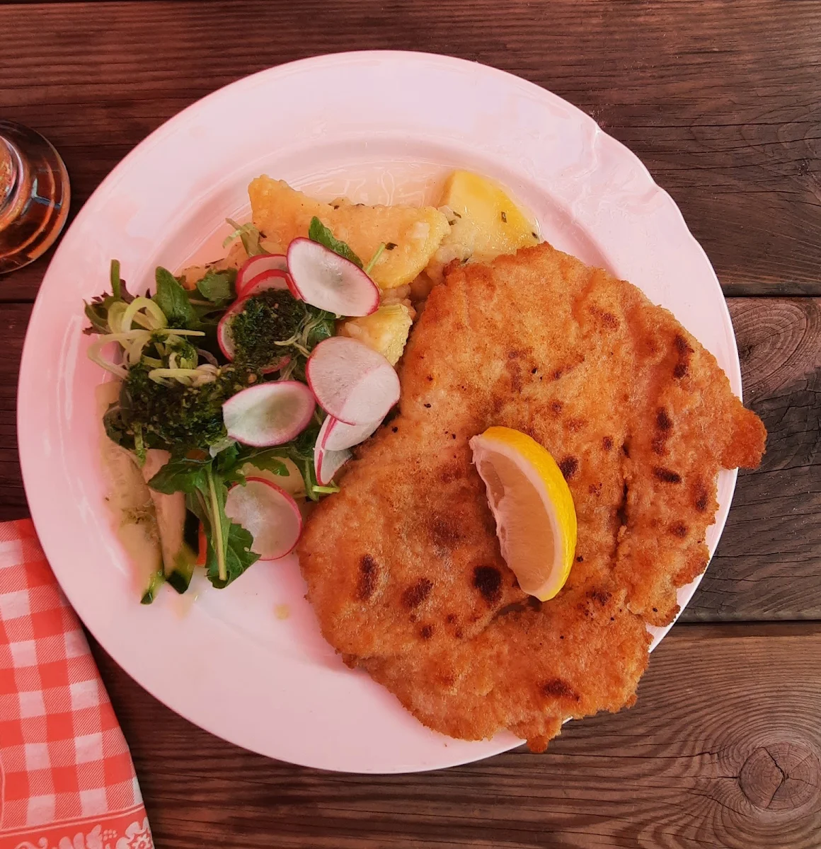 Schnitzel Met Kartoffelsalade