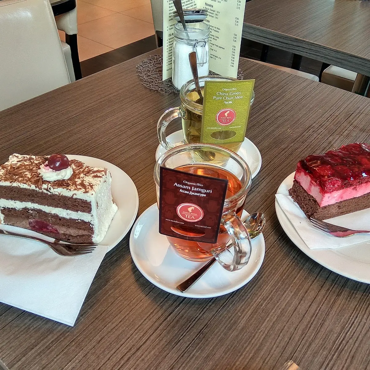 Torta Amarene Torta Panna E Crema Thè Caldo