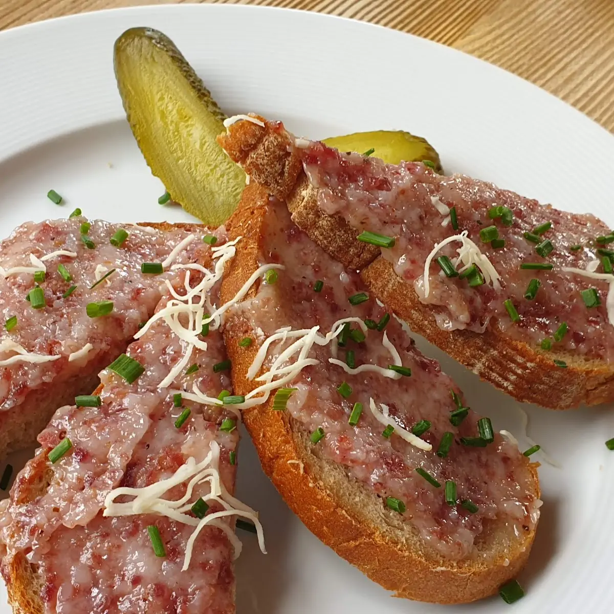 Verhackertes Brot