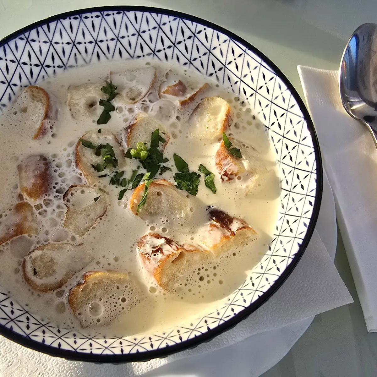 Knoblauchcremesuppe