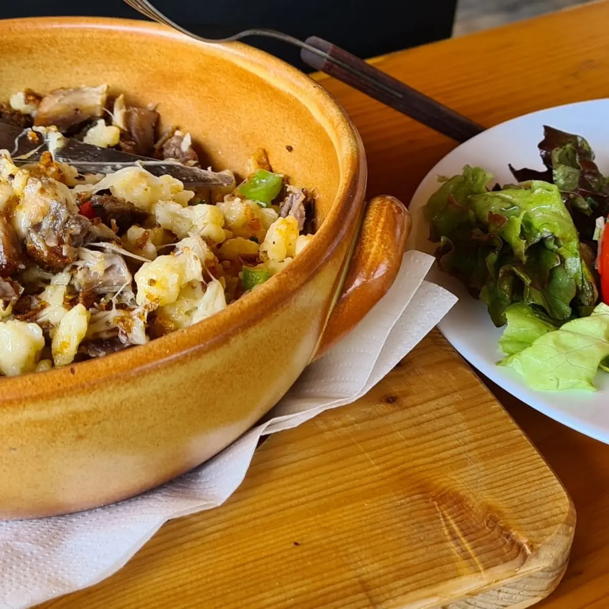 Panoramastüberl Käsespätzle Mit Salat