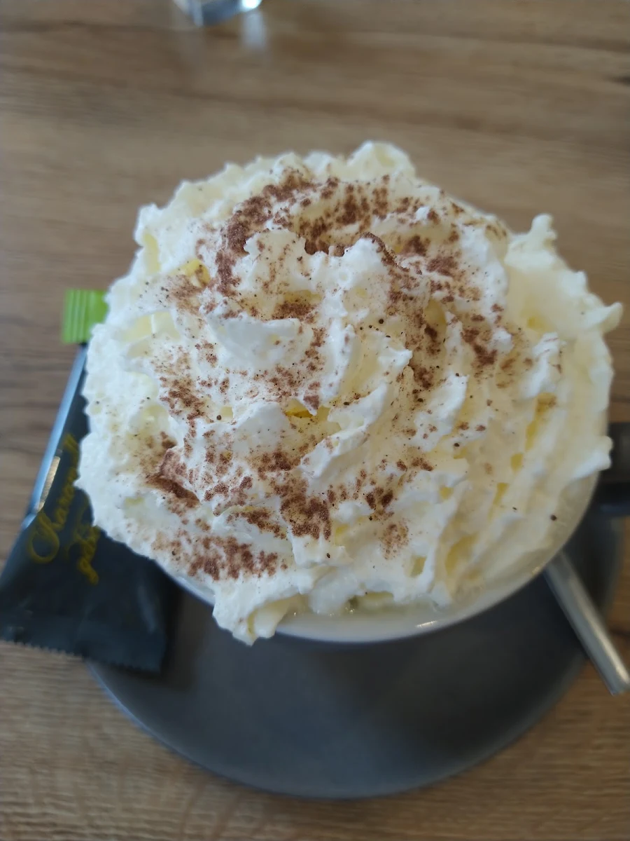 Häferlkaffee Mit Schlag