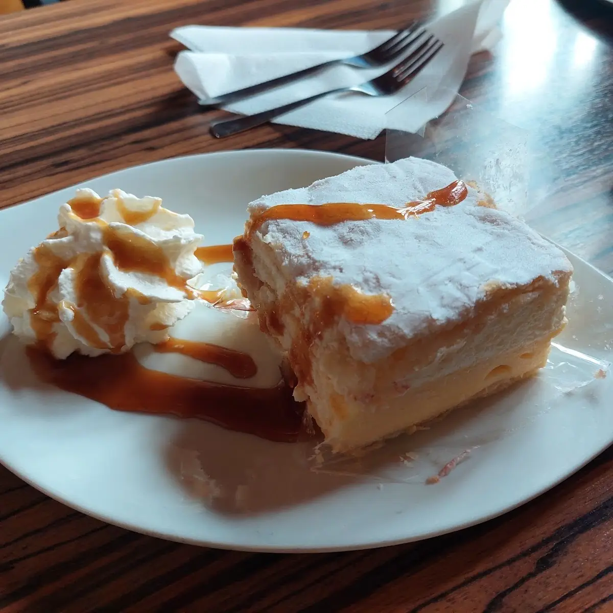 Creme Schnitte