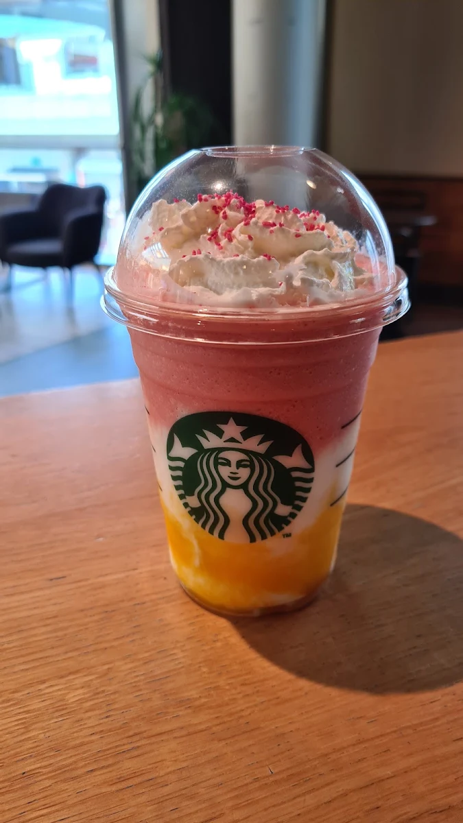 Strawberries & Cream Frappuccino