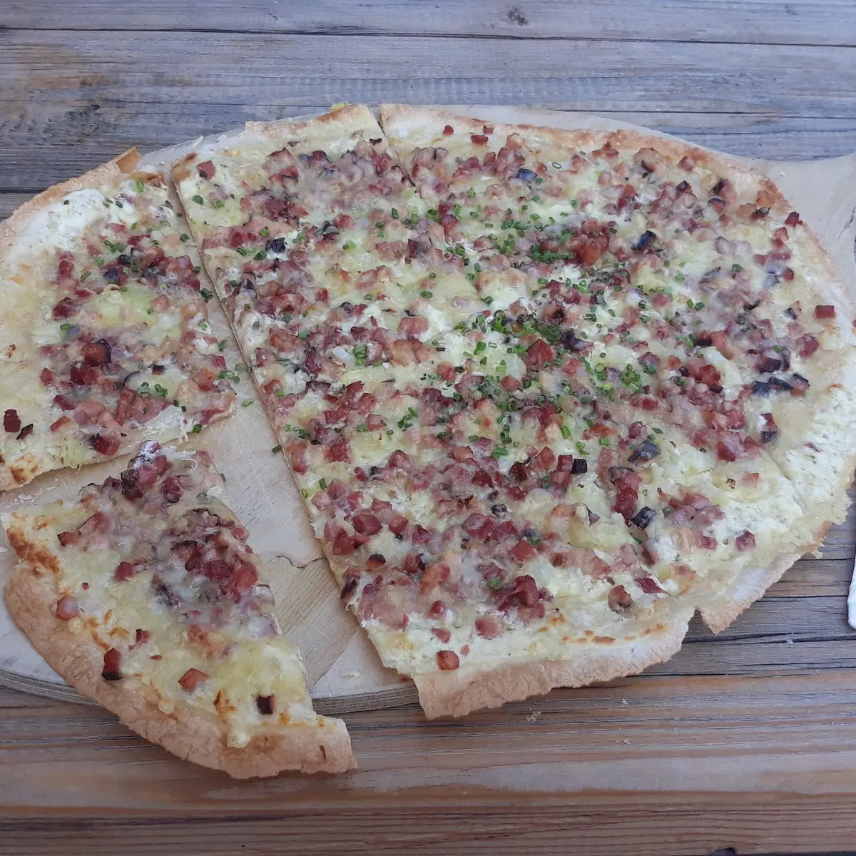 Flammkuchen Auf Tiroler Art