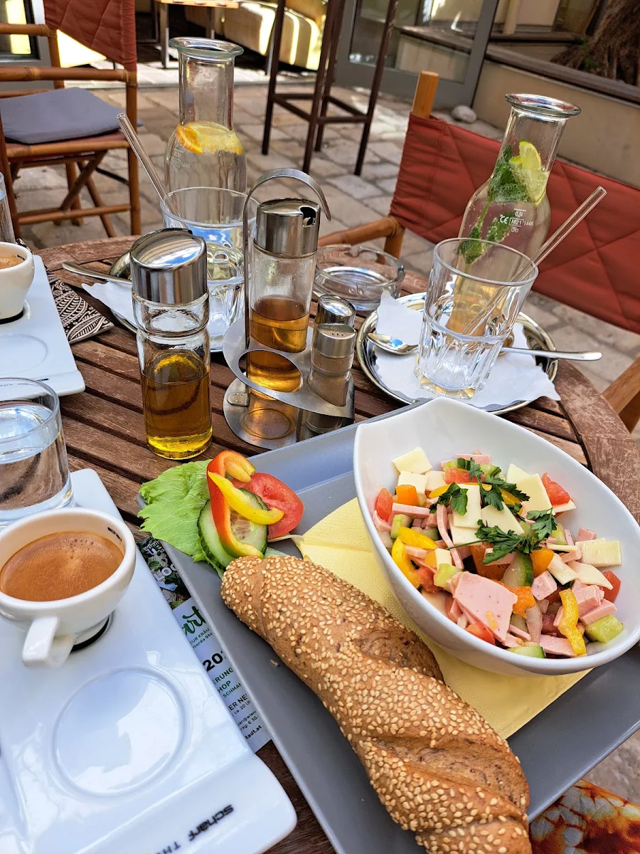 Wurstsalat Mit Kornspitz