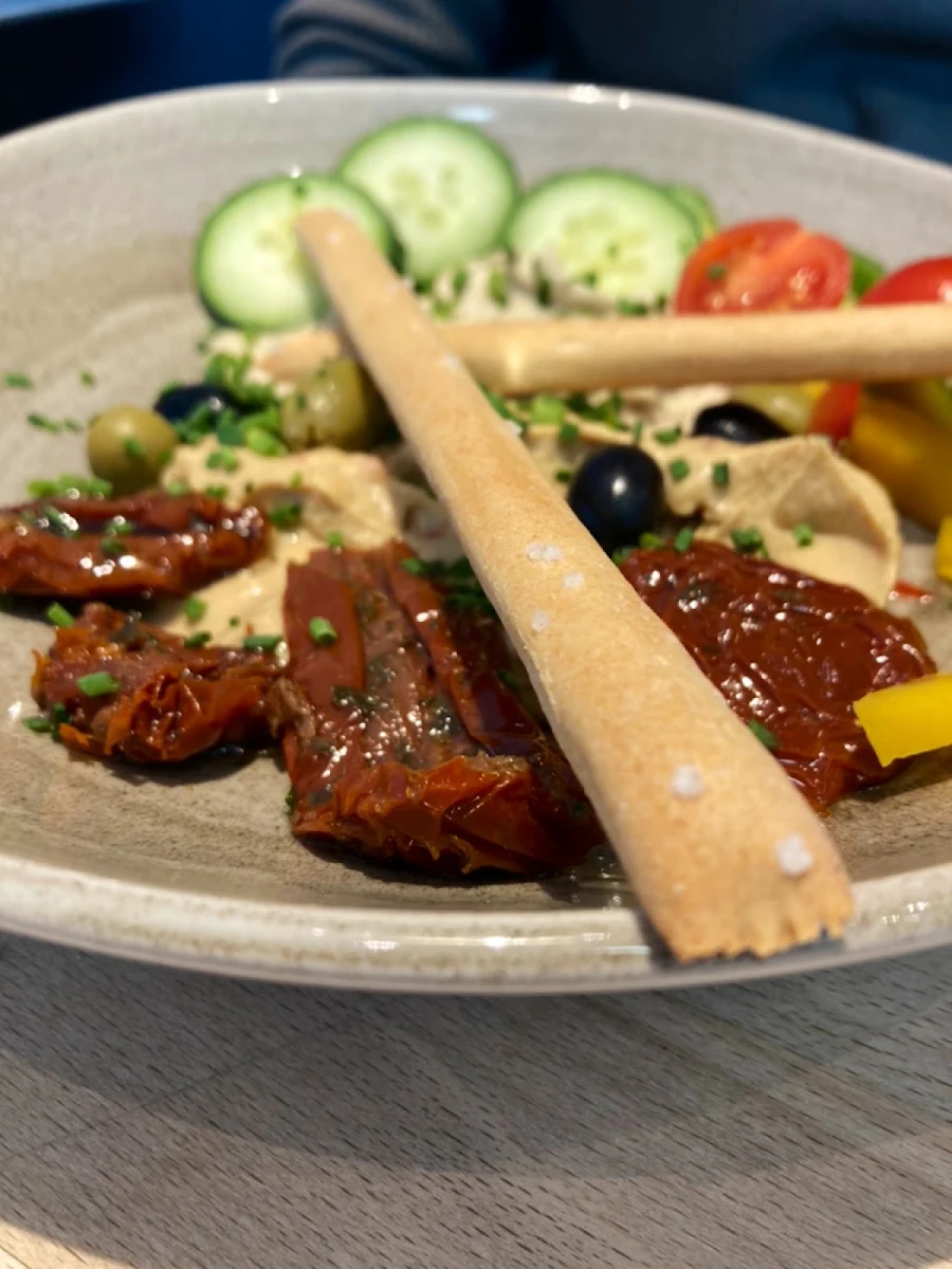Hummus Frühstück