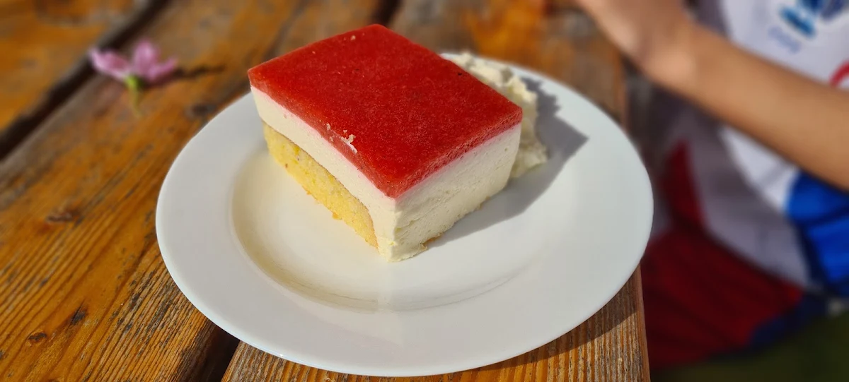 Himbeer-topfen Torte