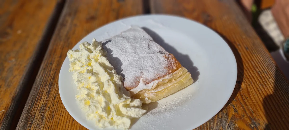 Topfenstrudel