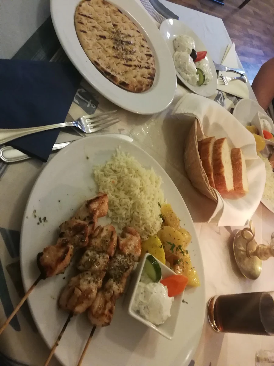 Souvlaki Mit Tzatziki