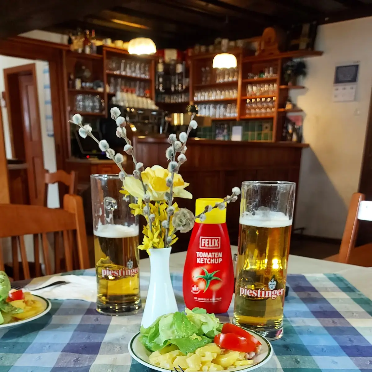 Cordonbleu Mit Pommes Und Salat