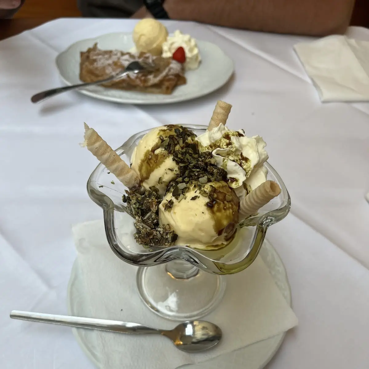Vanillaeis Mit Körbiskernöl
