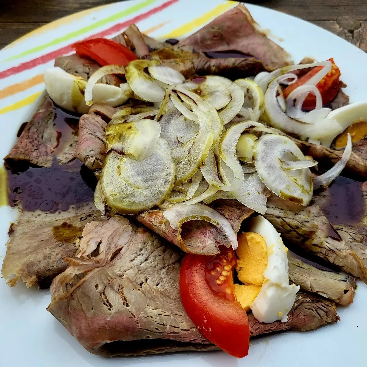 Saures Rindfleisch