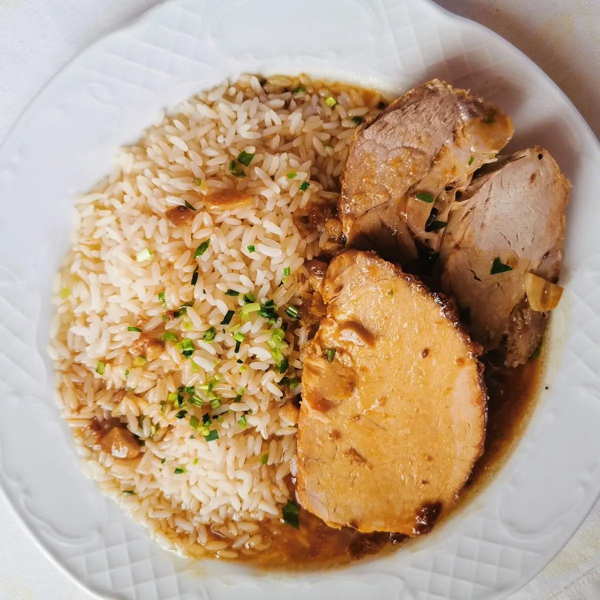 Schweinsbraten Mit Reis