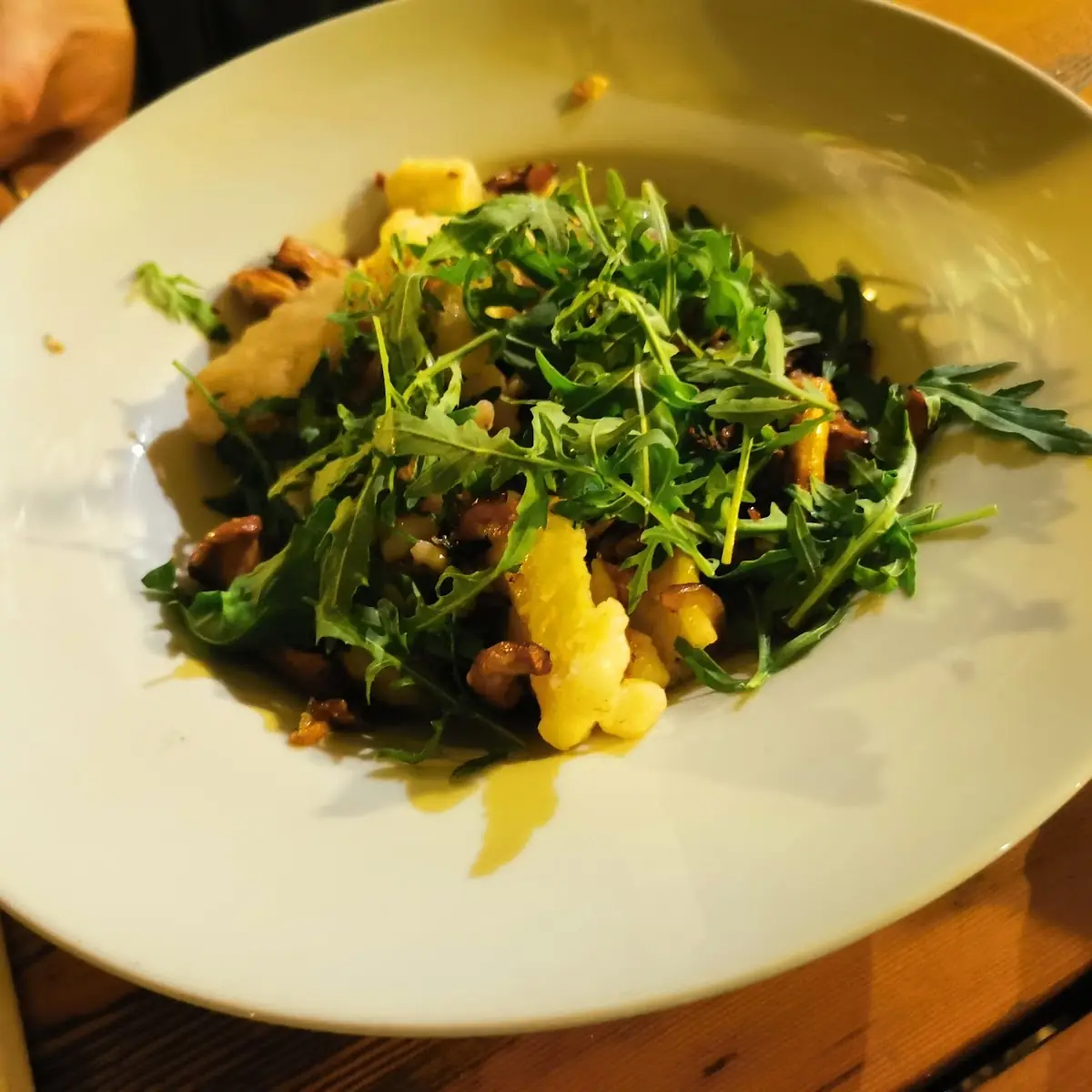 Brettlnockerln Mit Eierschwammerl