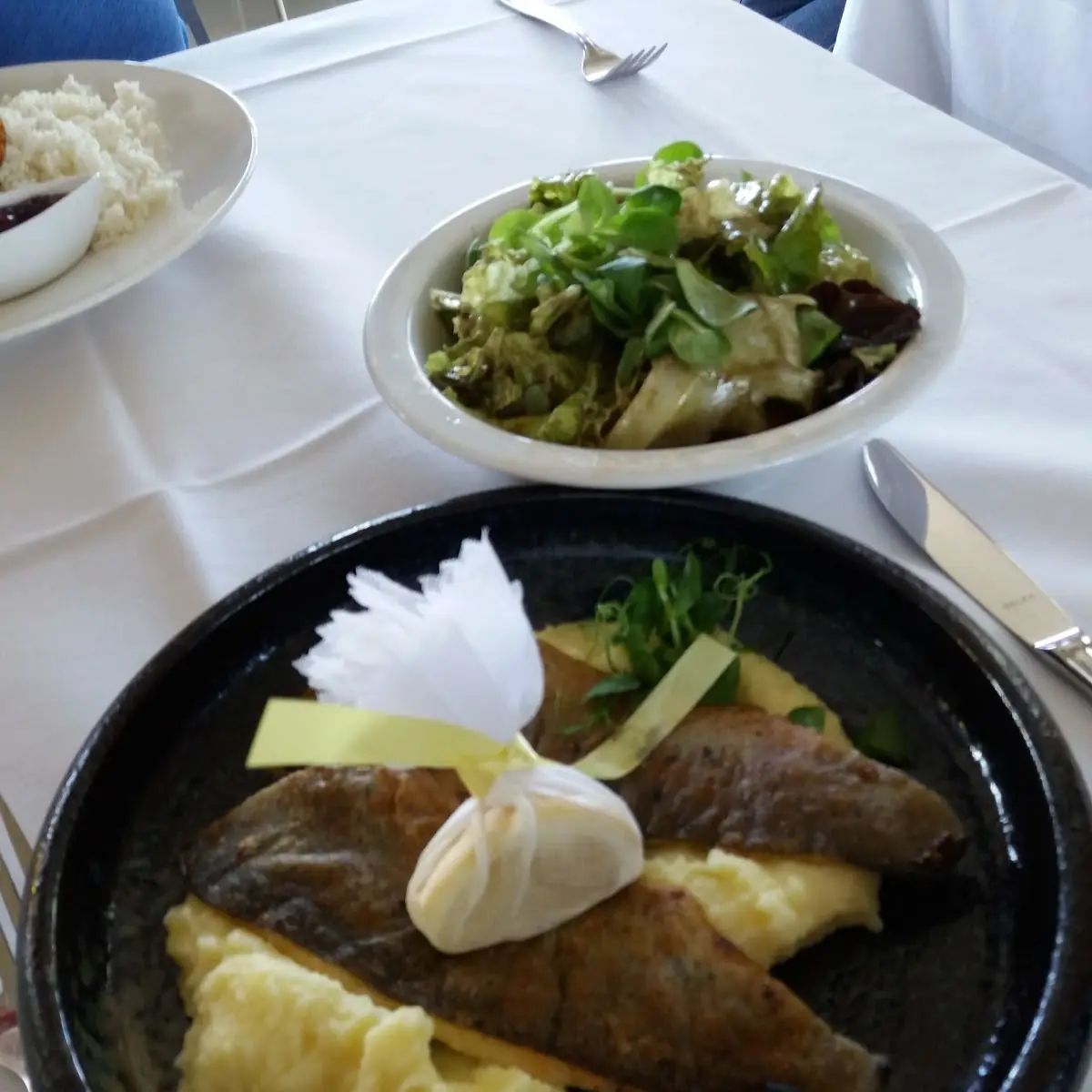 Forellenfilet Auf Kartoffelpüree