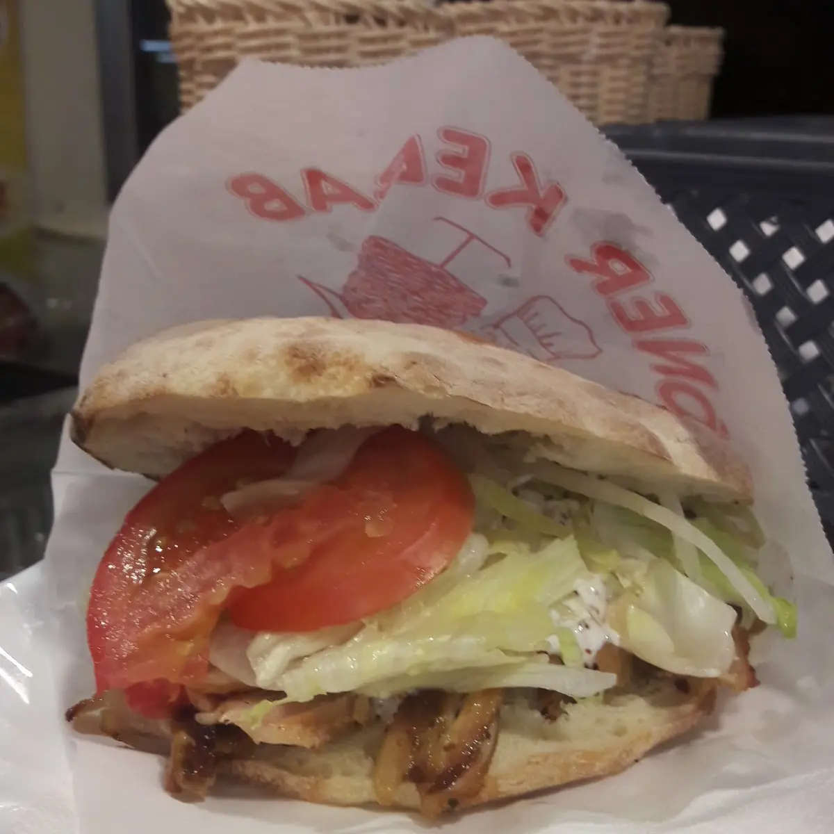 Ekmek Arası Döner Kebap