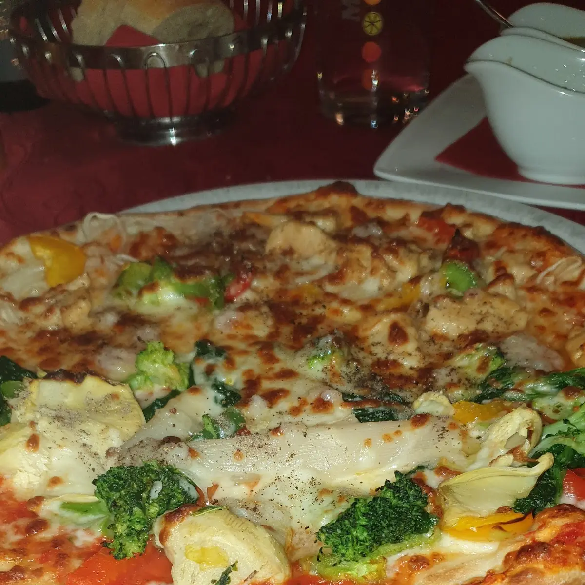 Thunfisch Pizza Halb