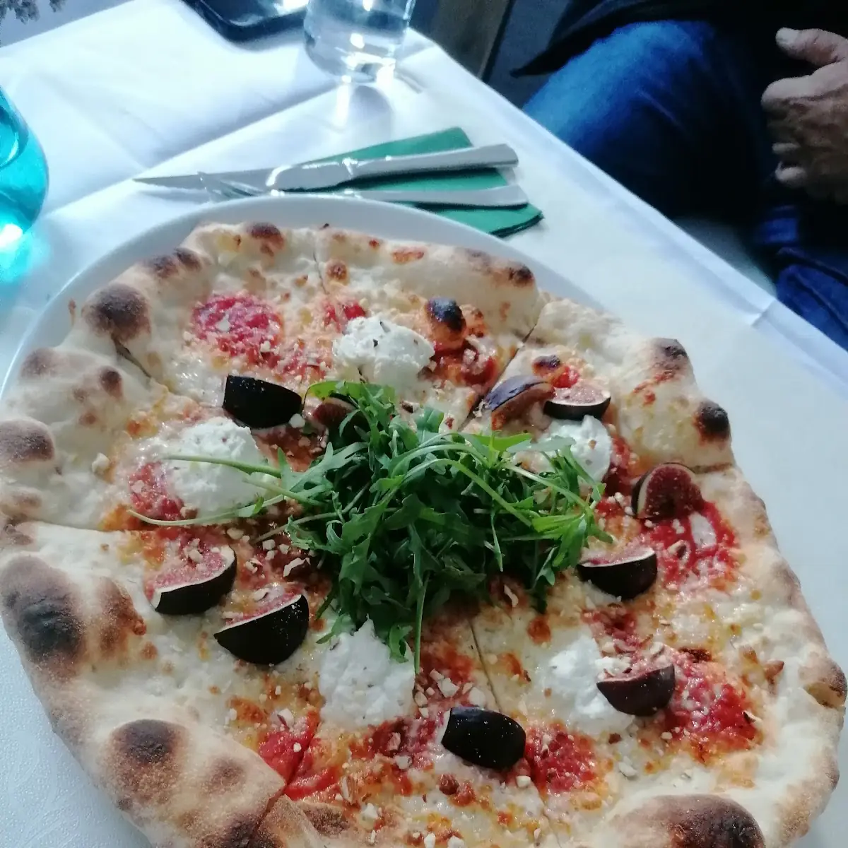 Haus Pizza