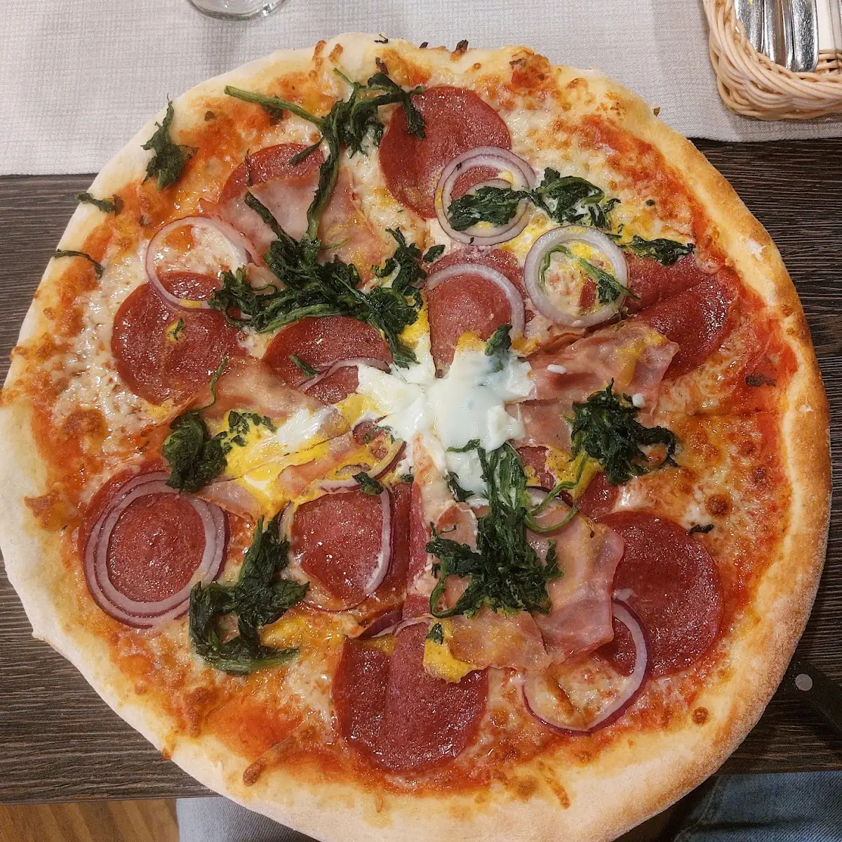 Pizza Tyrolia