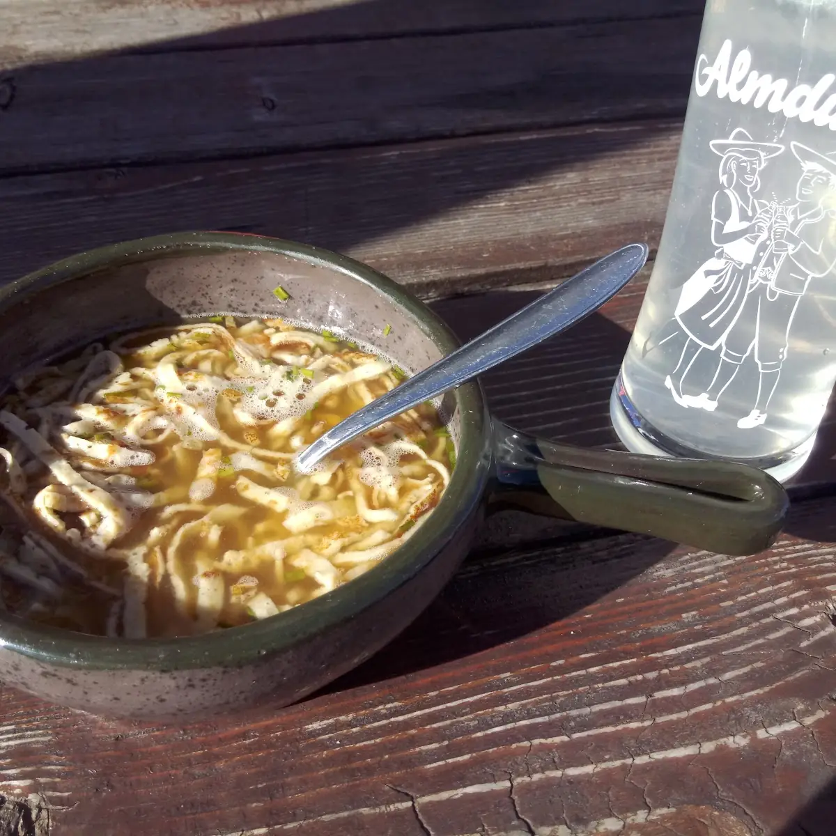 Köstloche Fritattensuppe
