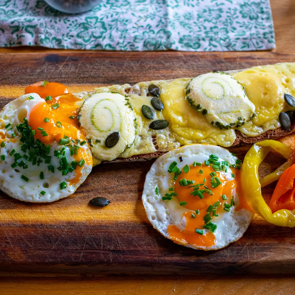 Warmes Käsebrot Mit Ei