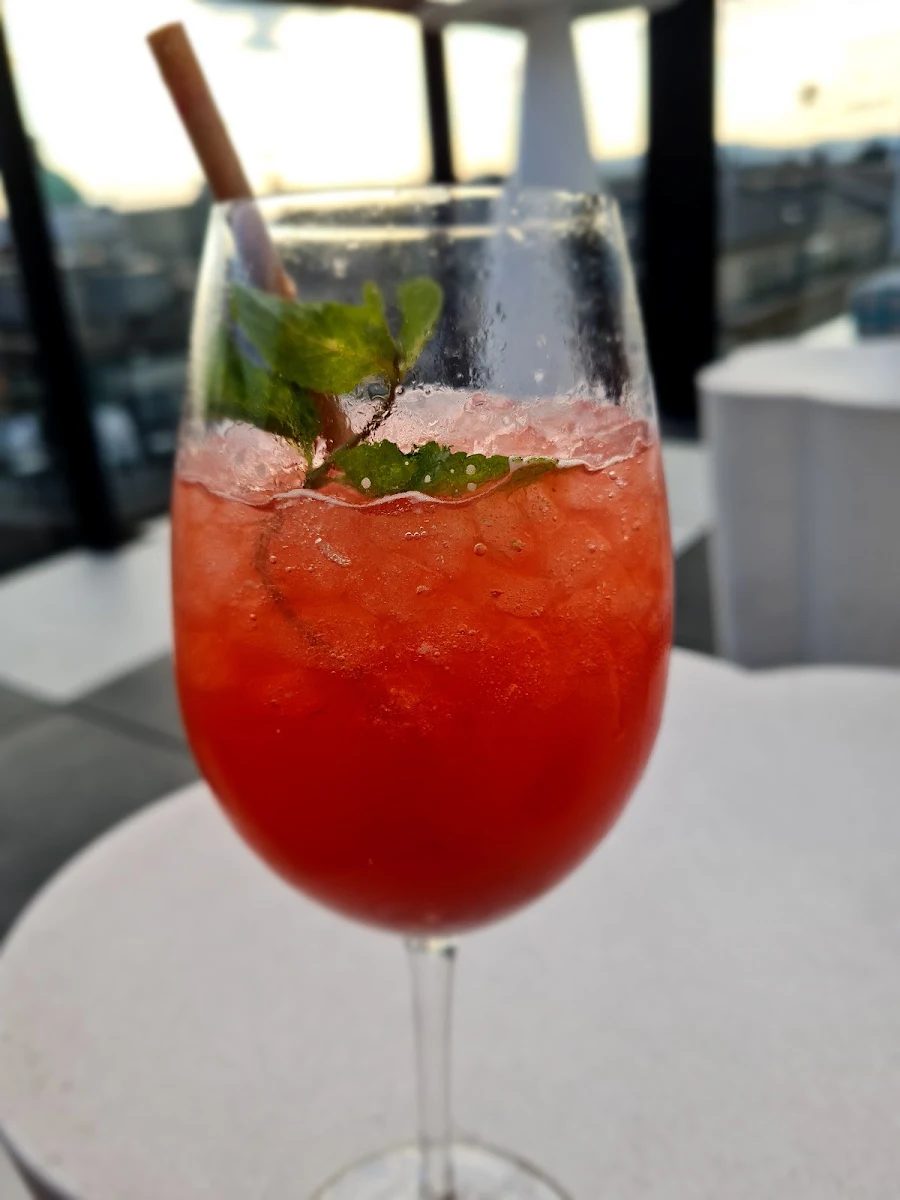 Virgin Strawberry Mojito
