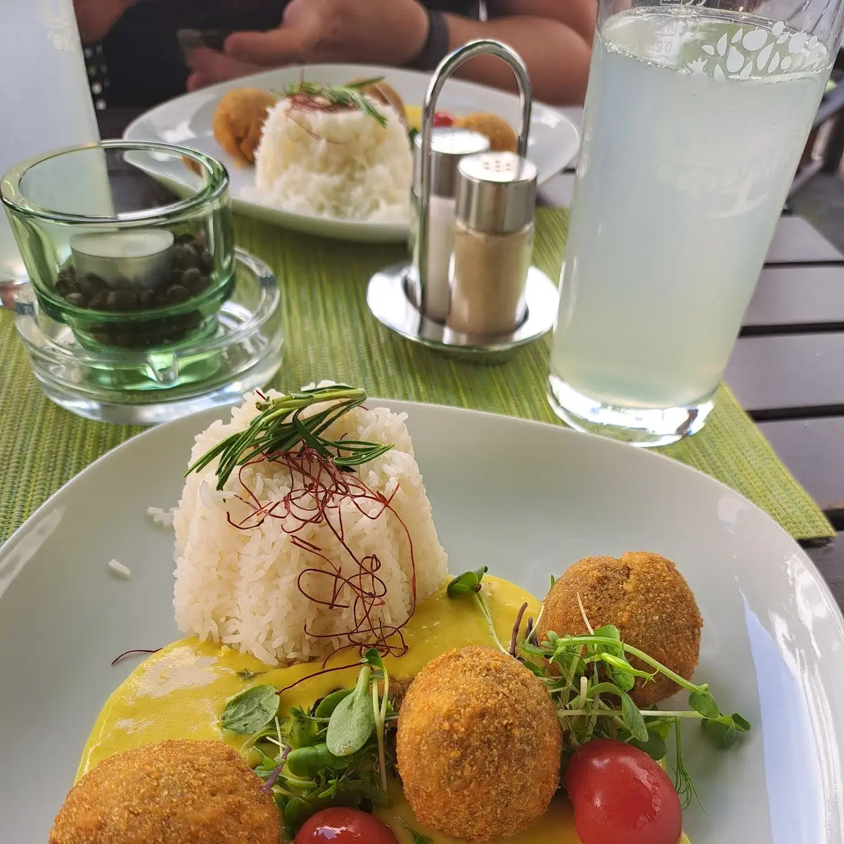 Lentil Balls with Curry and Coconut Milk Sauce